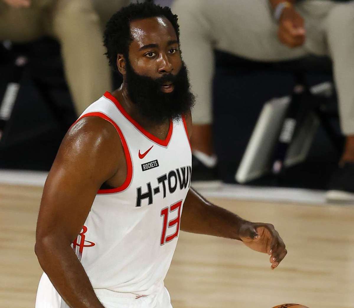 表现失误 表现失误