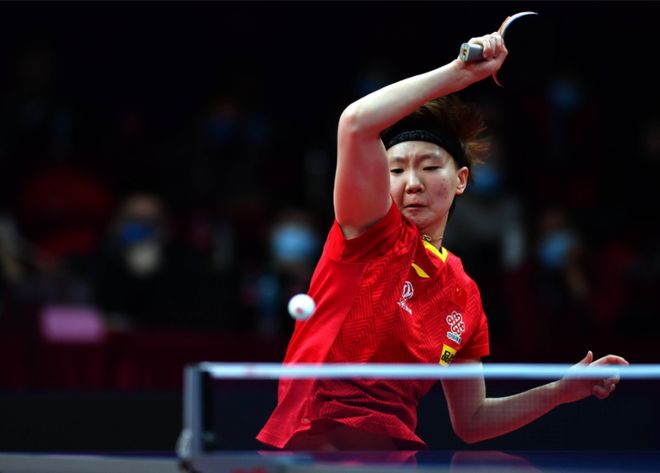 定輸出型射 定輸出型射