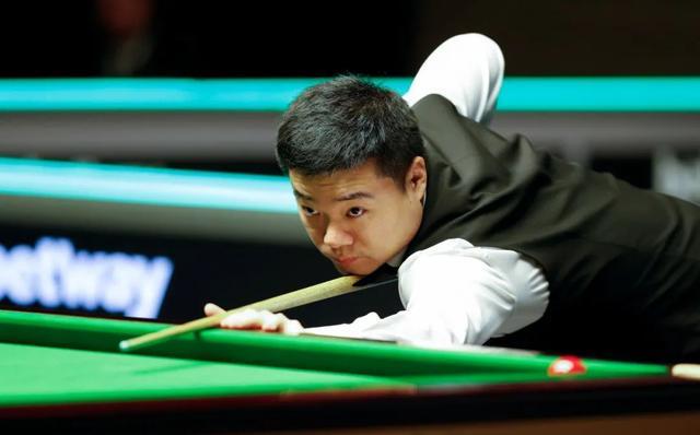 的对战中 的对战中