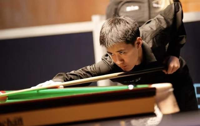 律与安全培 律与安全培