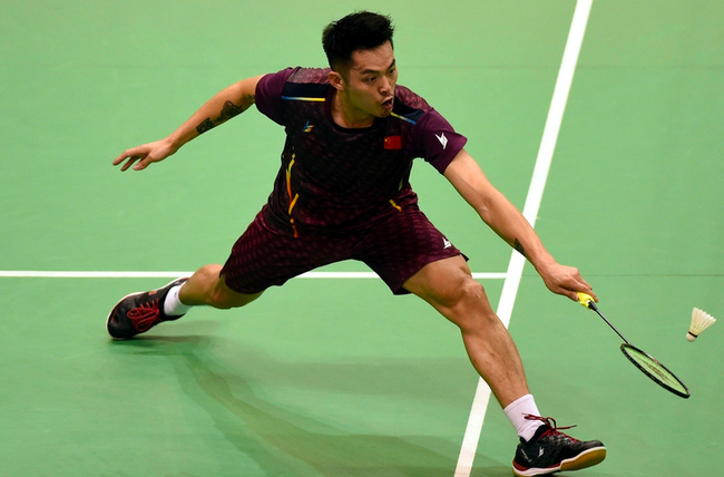 球和防守方 球和防守方