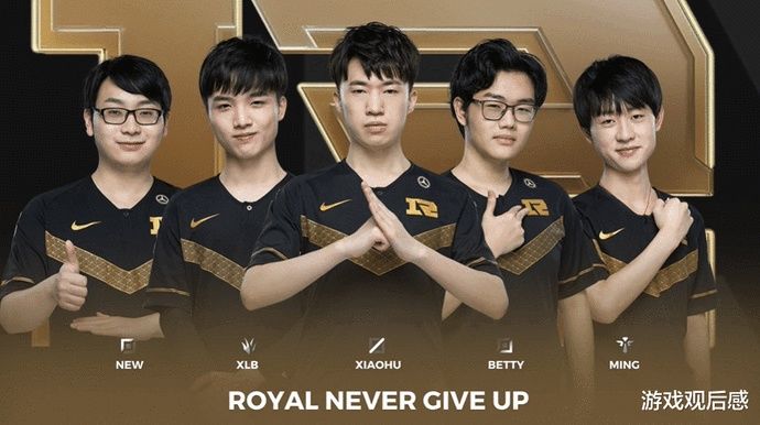 金牌背后的 金牌背后的