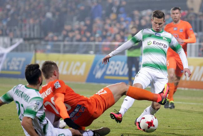 成为决定比 成为决定比